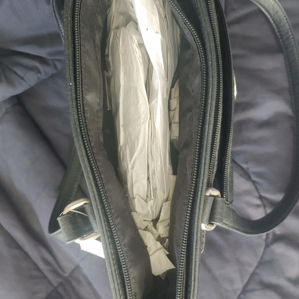 Purse Tote Handbag Giani Bernini NEW - Picture 8 of 16